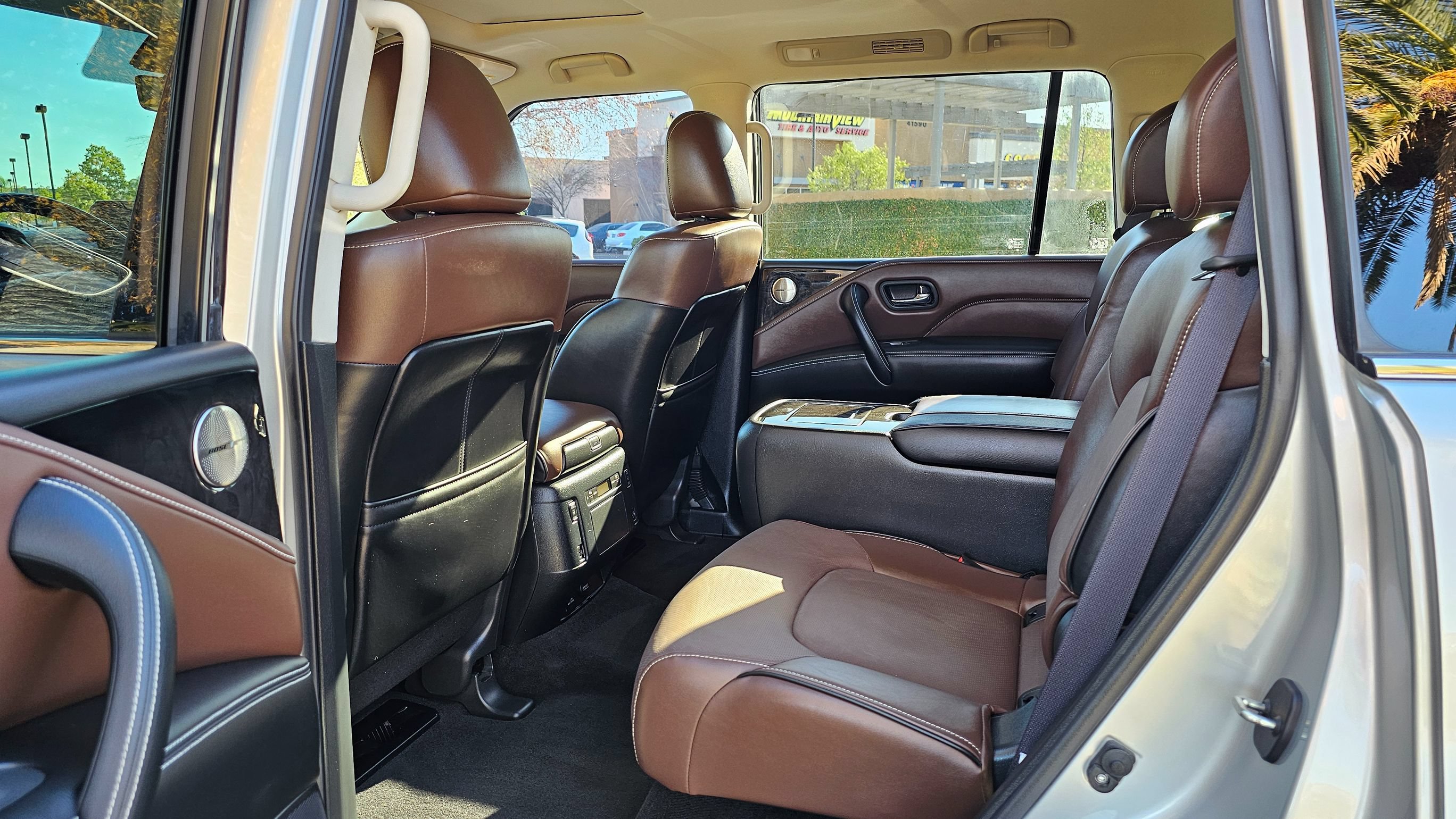 Used 2022 INFINITI QX80 Sensory w/ All-Season Package AWD/4WD image 17