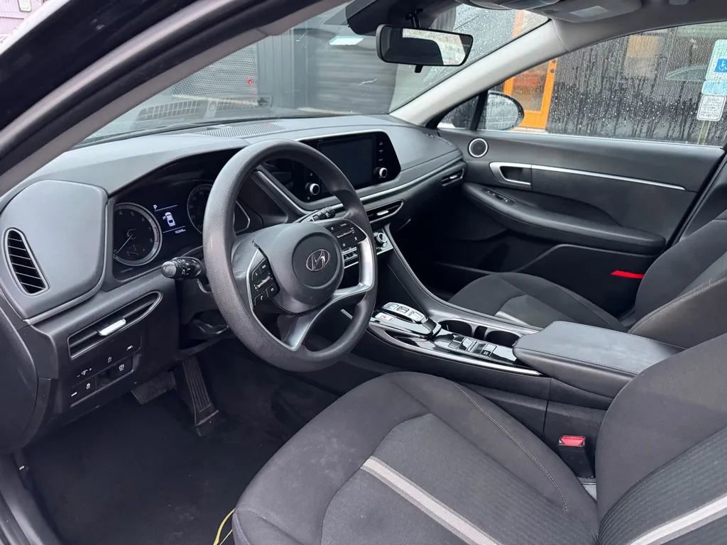 Used 2023 Hyundai Sonata SE image 5