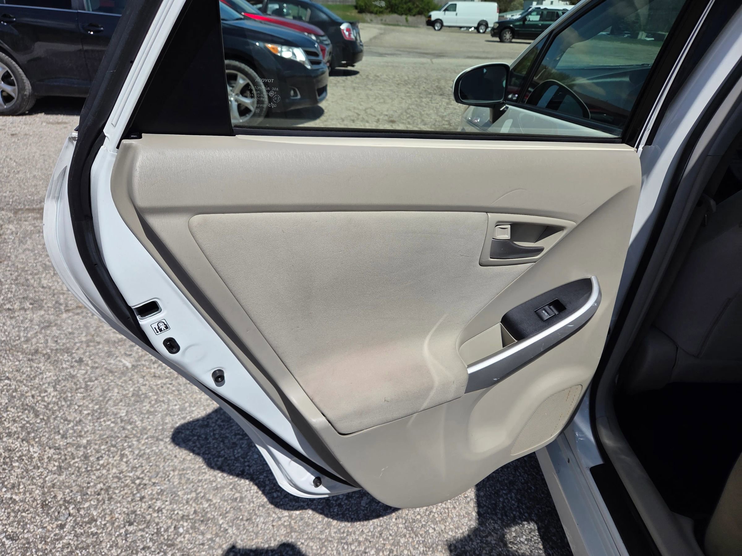 Used 2012 Toyota Prius Three w/ Solar Roof Pkg FWD image 17