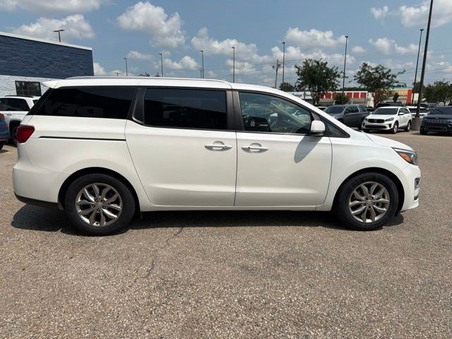 Used 2021 Kia Sedona EX FWD image 6