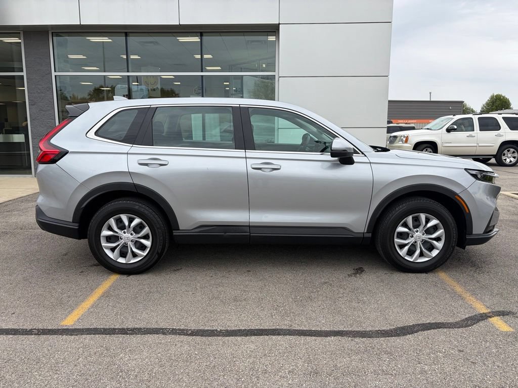Used 2023 Honda CR-V LX image 32