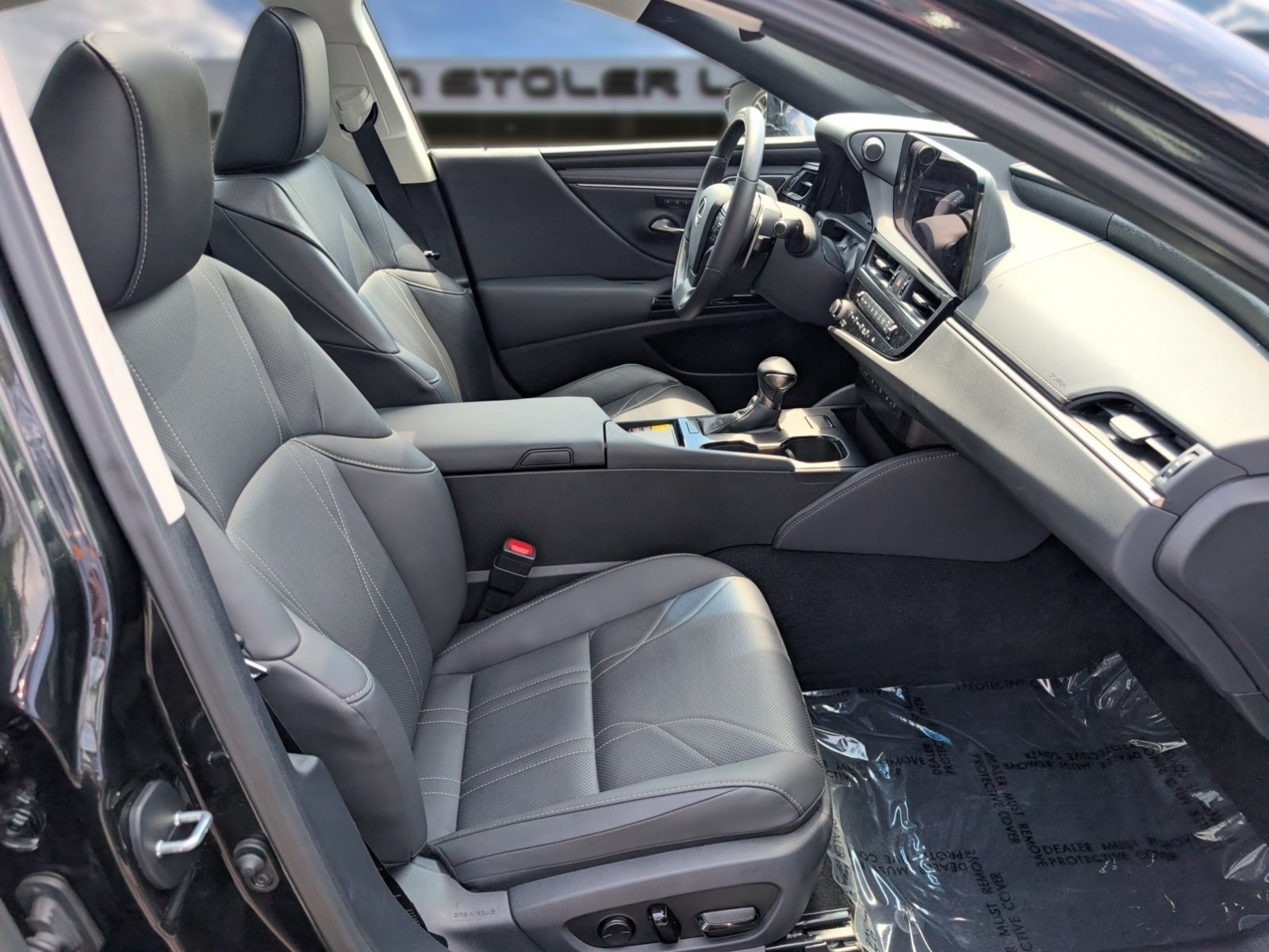 Certified 2024 Lexus ES 350 Ultra Luxury w/ Accessory Package (Z2) FWD image 11