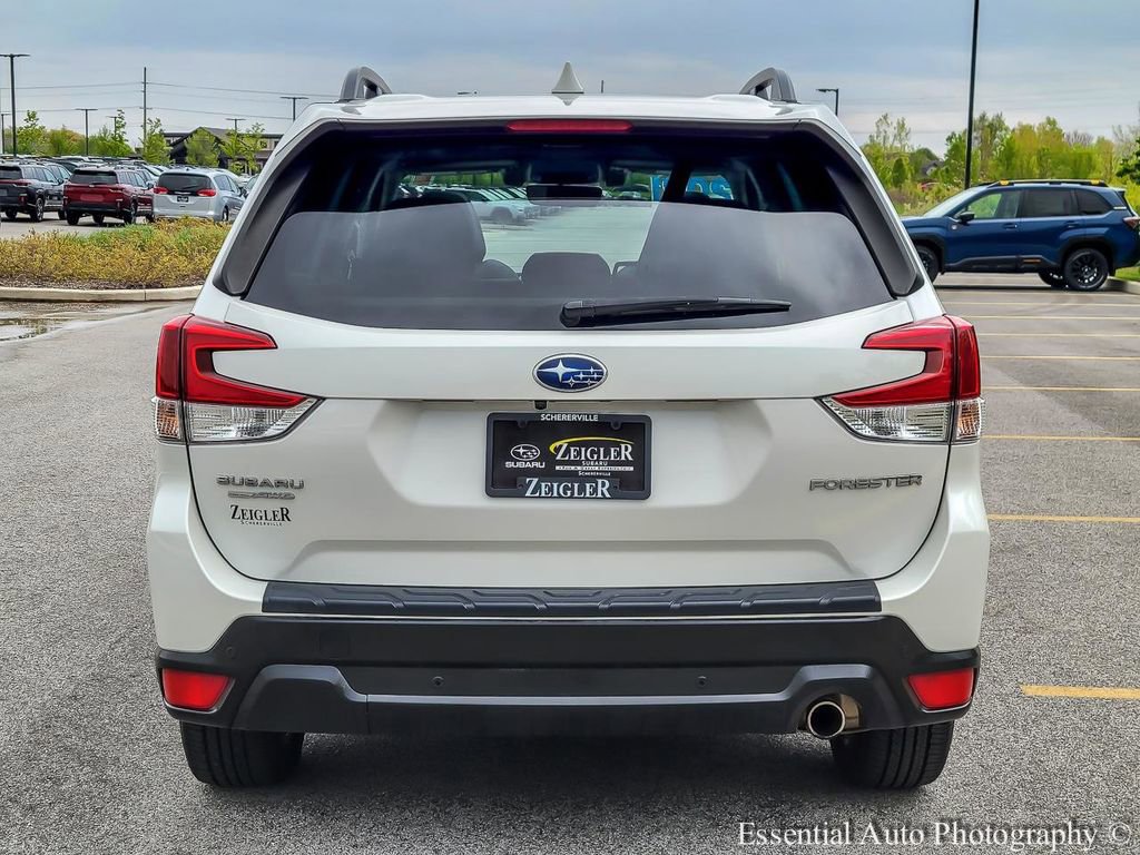 Used 2021 Subaru Forester Limited AWD/4WD image 5
