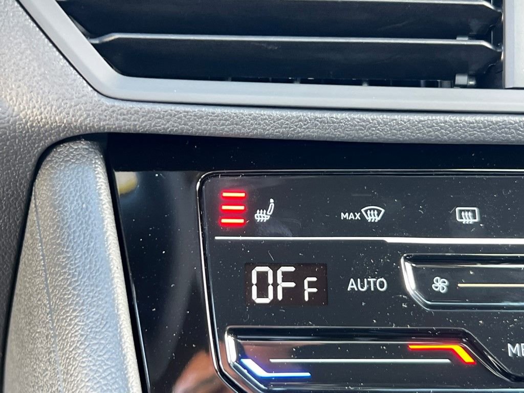 New 2025 Volkswagen Jetta Sport image 29