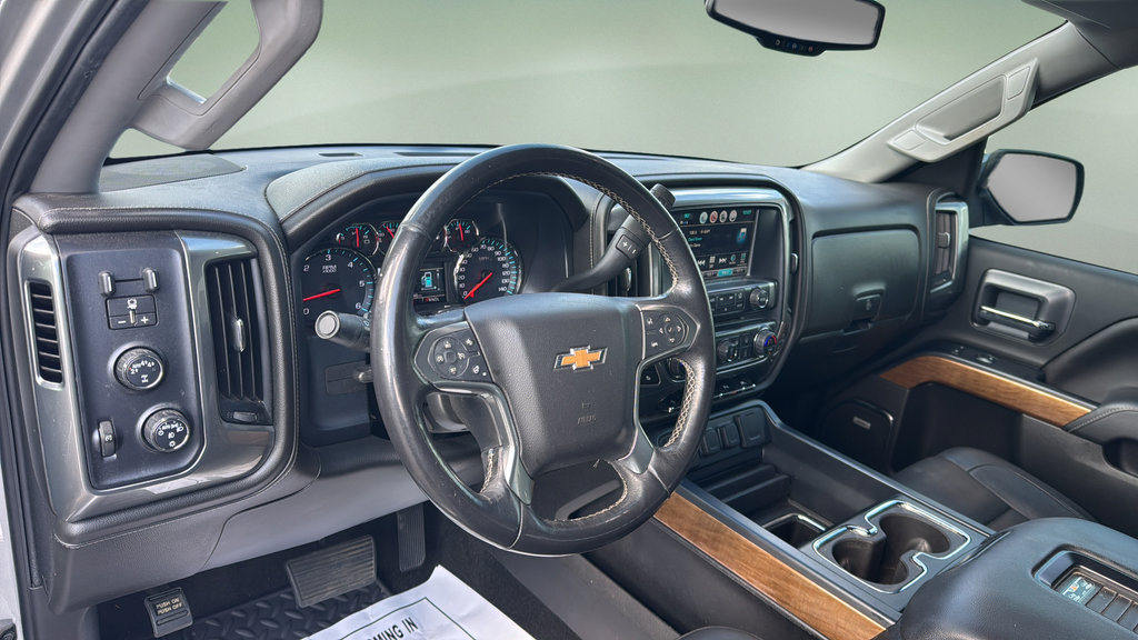 Used 2018 Chevrolet Silverado 1500 LTZ w/ Texas Edition AWD/4WD image 16