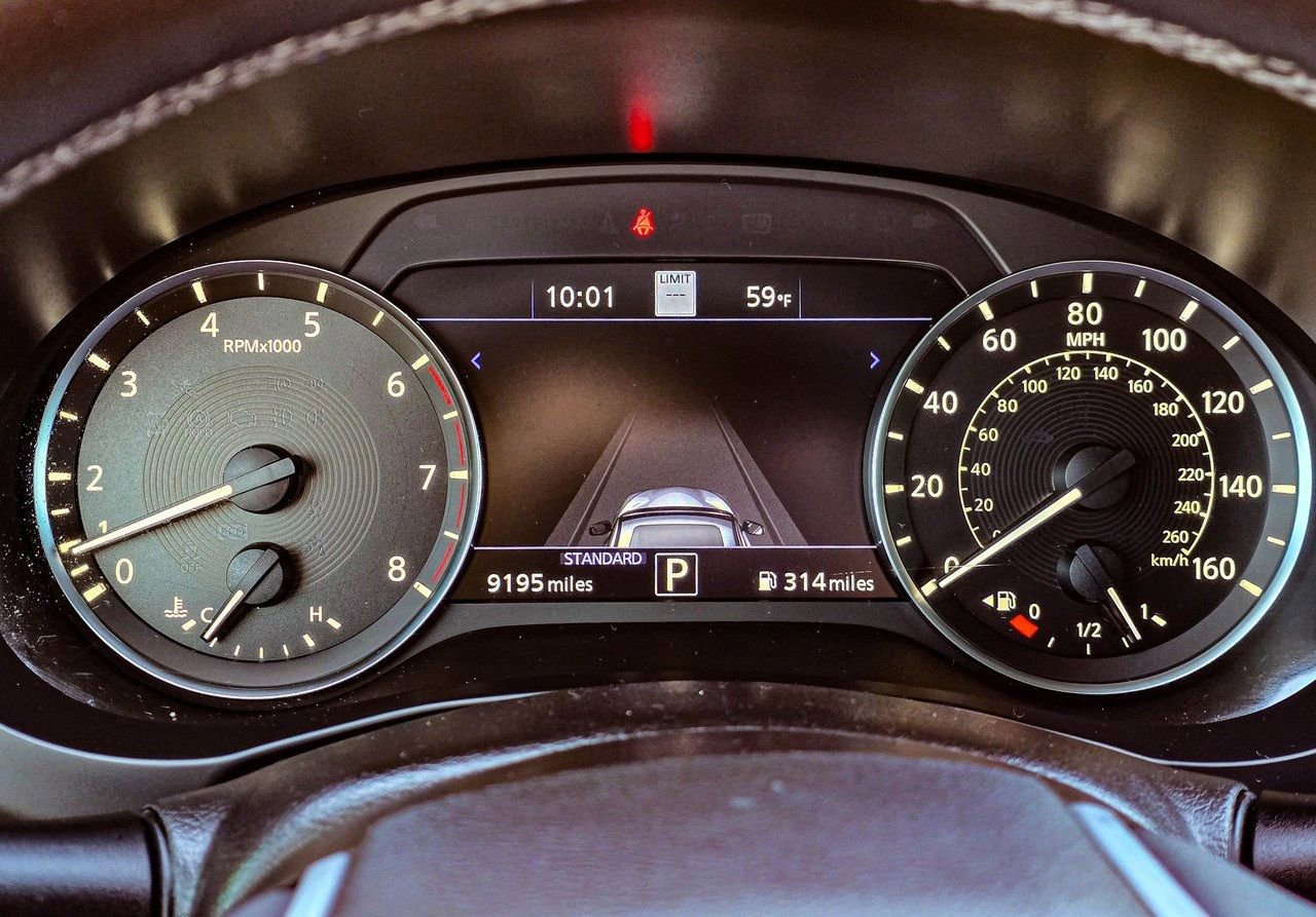 Used 2025 INFINITI QX55 Essential image 28