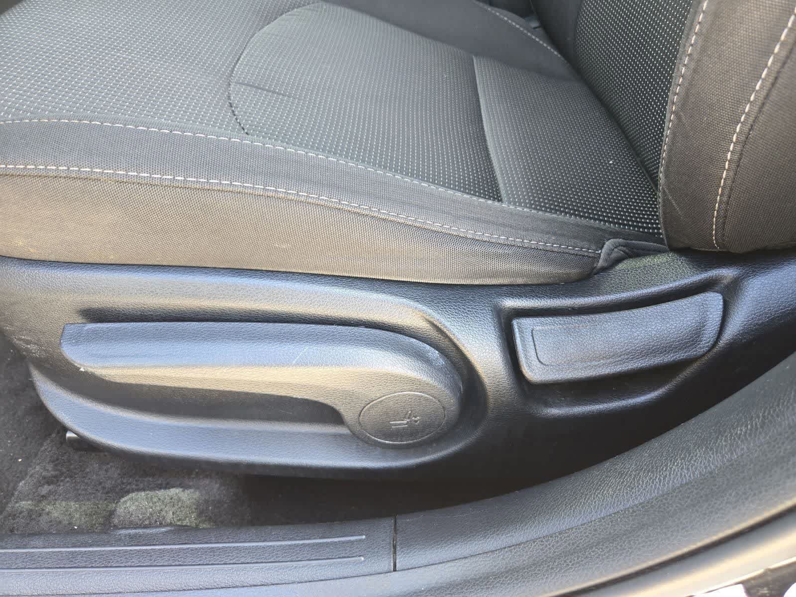 Used 2019 Kia Forte LXS FWD image 16