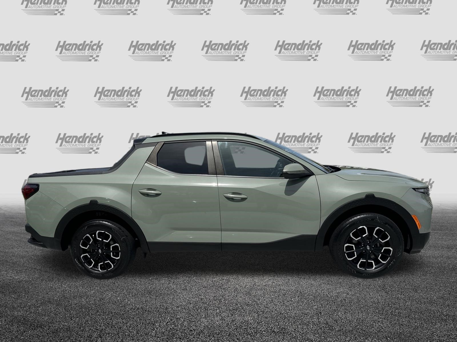 Used 2023 Hyundai Santa Cruz SEL Premium image 11