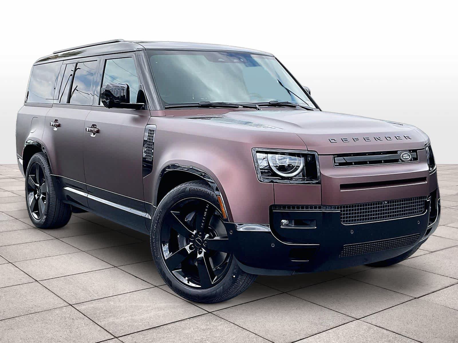 New 2026 Land Rover Defender 130 X-Dynamic SE AWD/4WD image 2