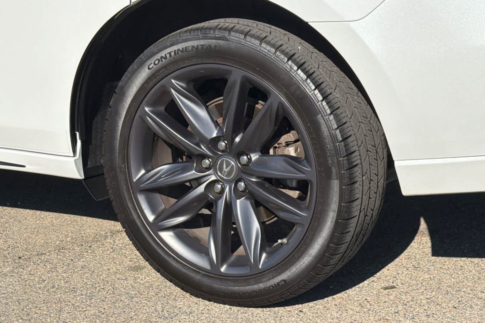 Used 2020 Acura MDX w/ Technology Package AWD/4WD image 25