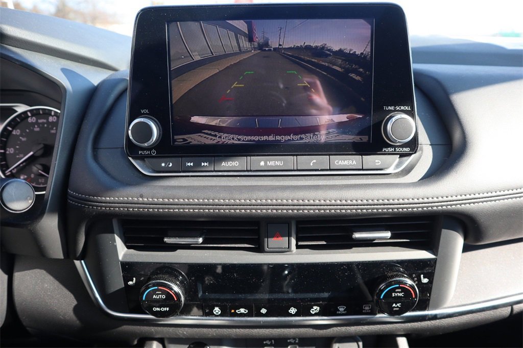 Certified 2024 Nissan Rogue SV w/ SV Premium Package image 22