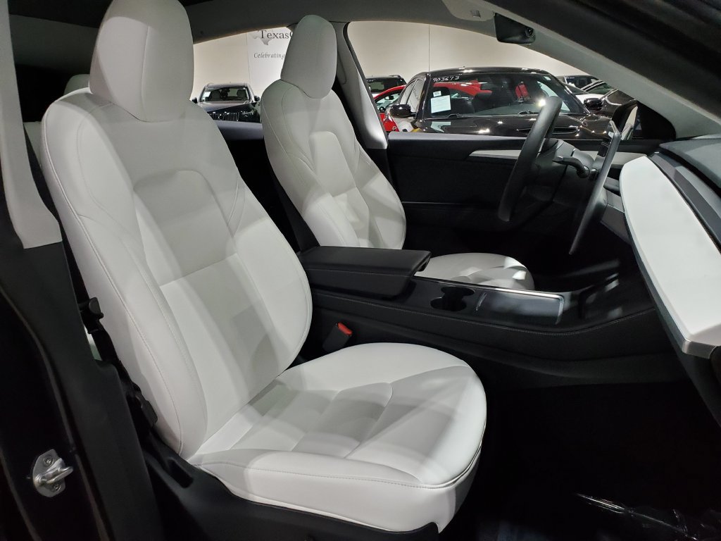 Used 2024 Tesla Model Y Long Range AWD/4WD image 34