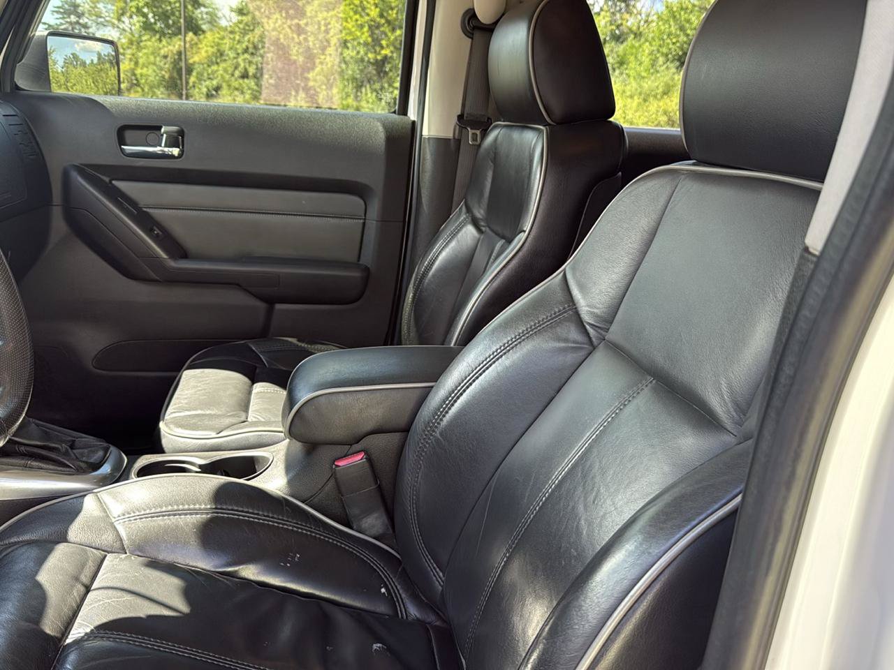 Used 2009 HUMMER H3T AWD/4WD image 16