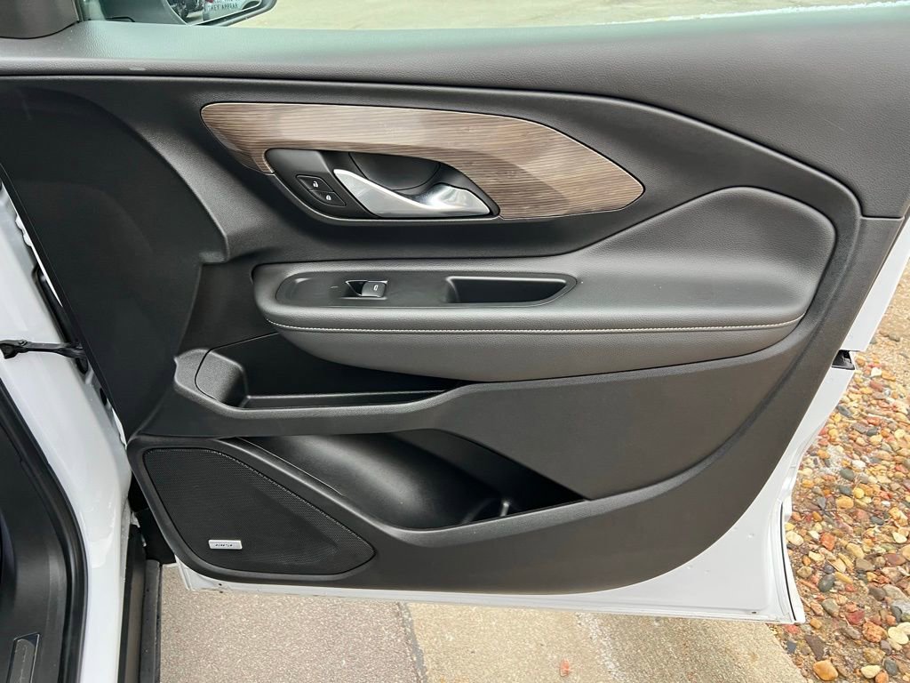 Used 2022 GMC Terrain Denali w/ Denali Premium Package image 26