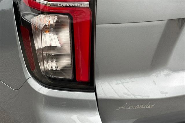 Used 2024 Chevrolet Tahoe LS w/ Driver Alert Package image 28