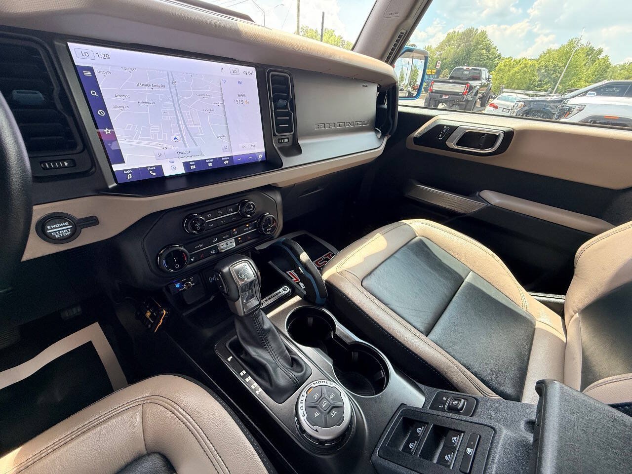 Used 2022 Ford Bronco Wildtrak AWD/4WD image 28