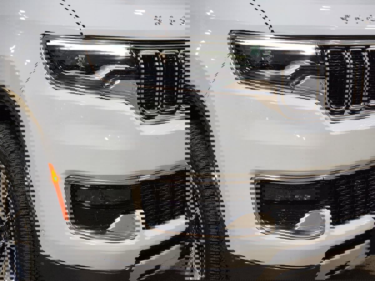 Used 2022 Jeep Wagoneer Series II w/ Premium Group I image 14