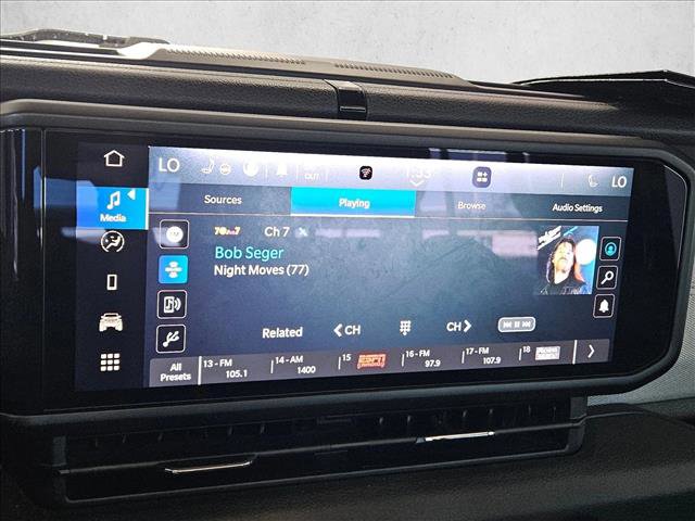 Used 2024 Jeep Wrangler Sport S image 12