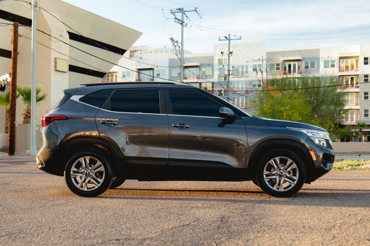 Used 2021 Kia Seltos S FWD image 4