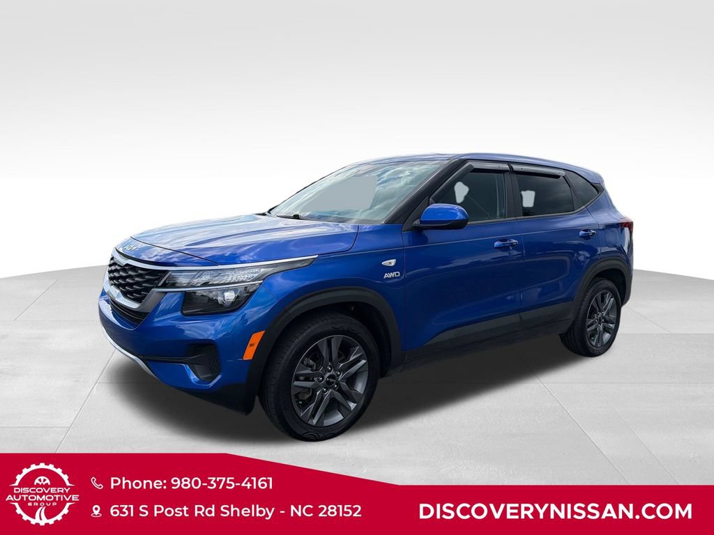 Used 2023 Kia Seltos LX AWD/4WD image 1
