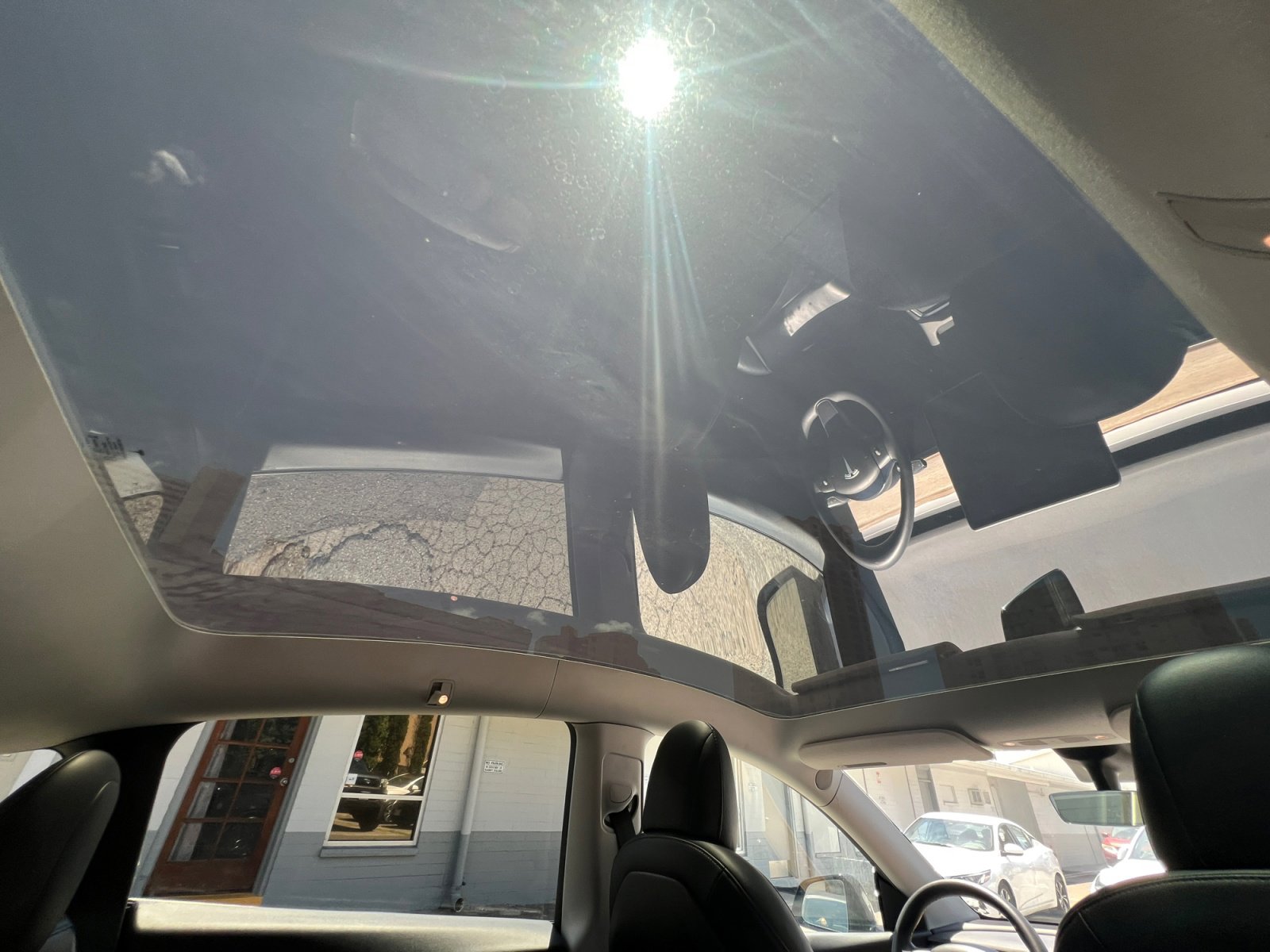 Used 2021 Tesla Model Y Long Range image 27