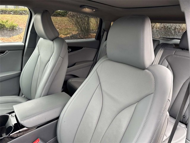 Used 2022 Lincoln Nautilus Reserve image 17