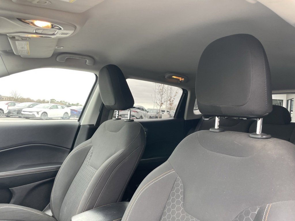 Used 2018 Jeep Compass Sport image 20