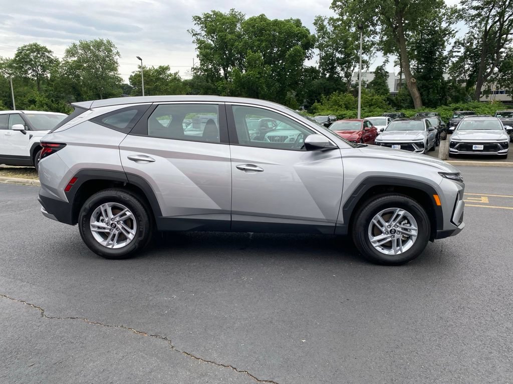 New 2026 Hyundai Tucson SE AWD/4WD image 2