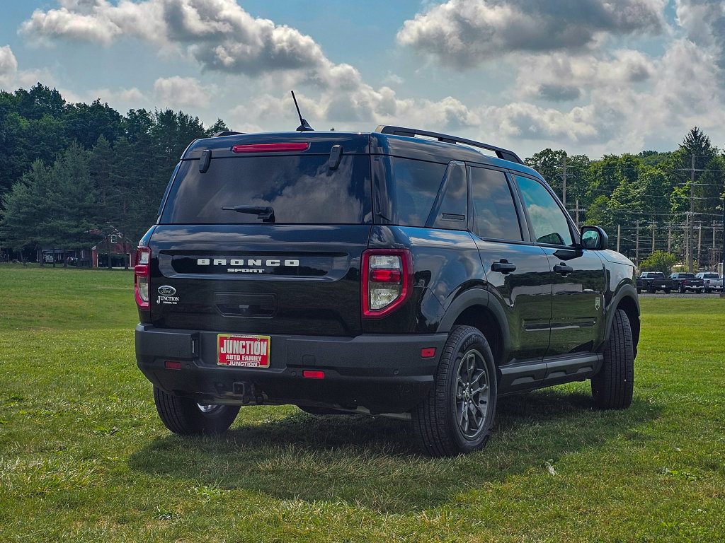 Used 2023 Ford Bronco Sport Big Bend w/ Convenience Package AWD/4WD image 3