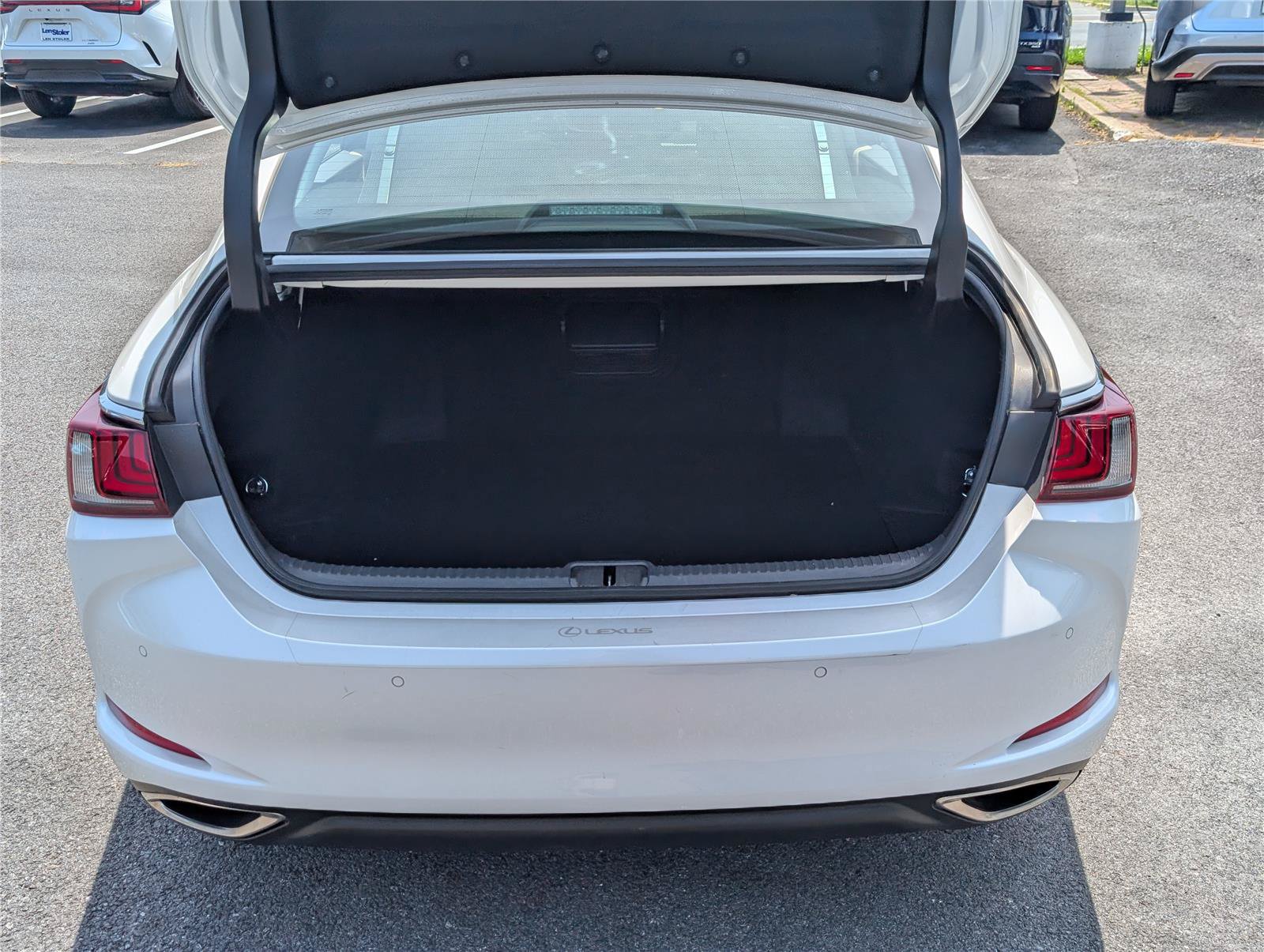 Certified 2020 Lexus ES 350 w/ Accessory Package 2 FWD image 12