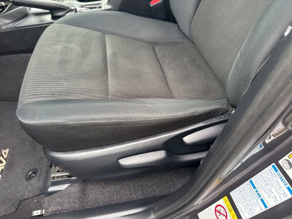 Used 2016 Toyota RAV4 LE image 19