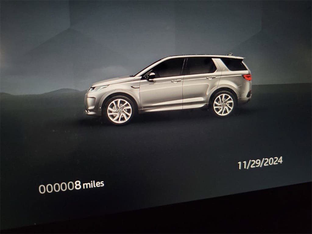 New 2025 Land Rover Discovery Sport Dynamic SE AWD/4WD image 18
