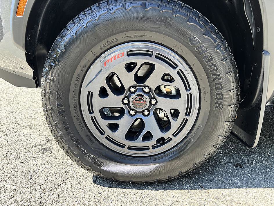 Used 2025 Nissan Frontier PRO-4X w/ Pro Convenience Package AWD/4WD image 8