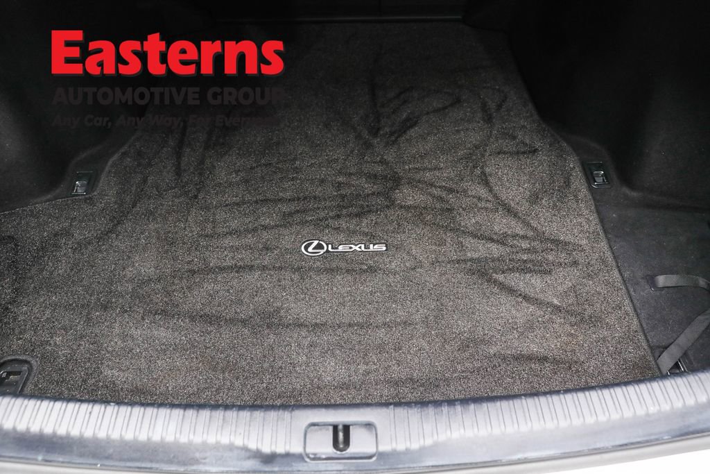 Used 2018 Lexus IS 300 AWD w/ Comfort Package image 9