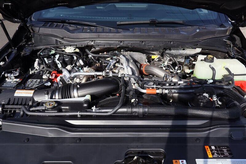 Used 2026 Ford F450 Platinum AWD/4WD image 9