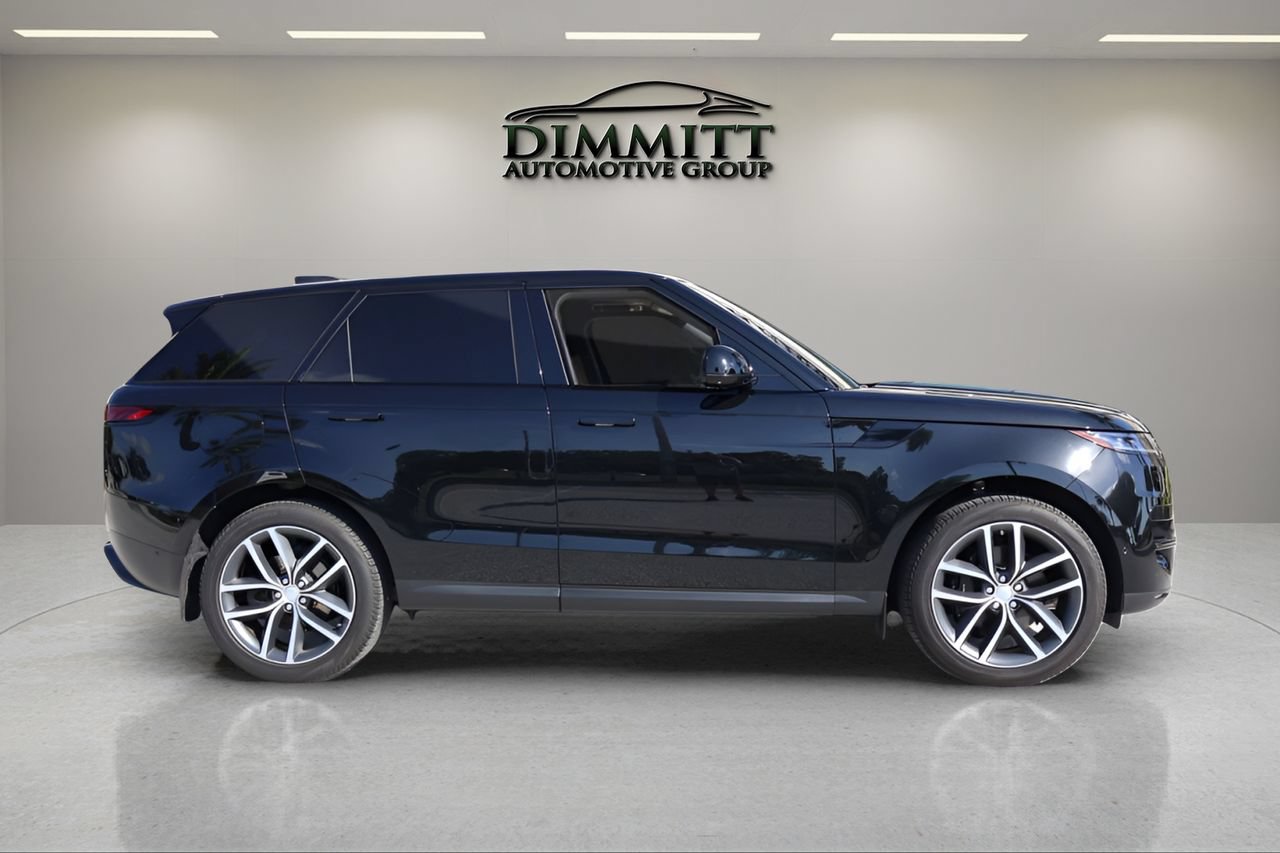 Used 2023 Land Rover Range Rover Sport SE AWD/4WD image 6
