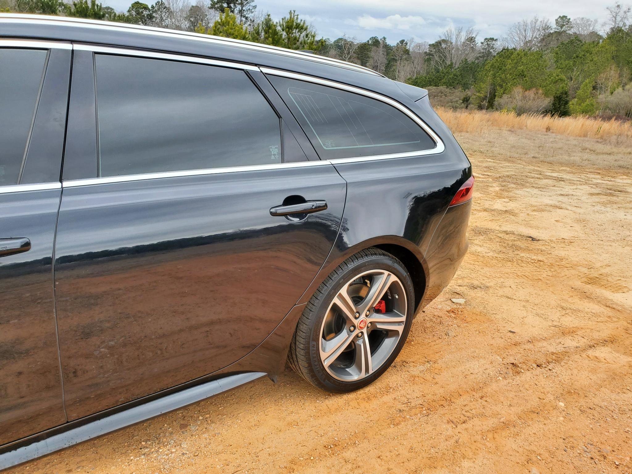 Used 2018 Jaguar XF First Edition image 5