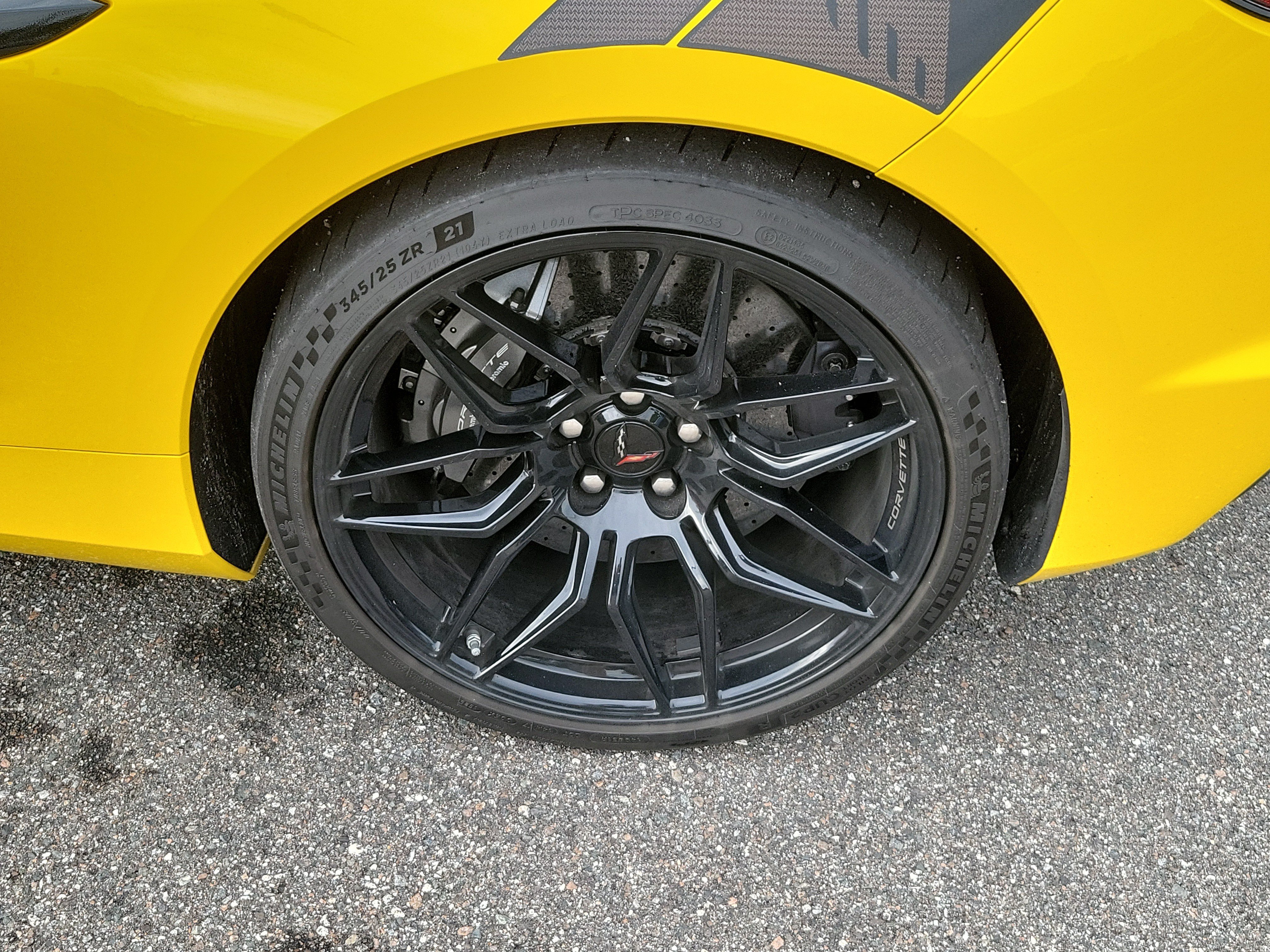Used 2025 Chevrolet Corvette Z06 w/ Z07 Performance Package RWD image 37