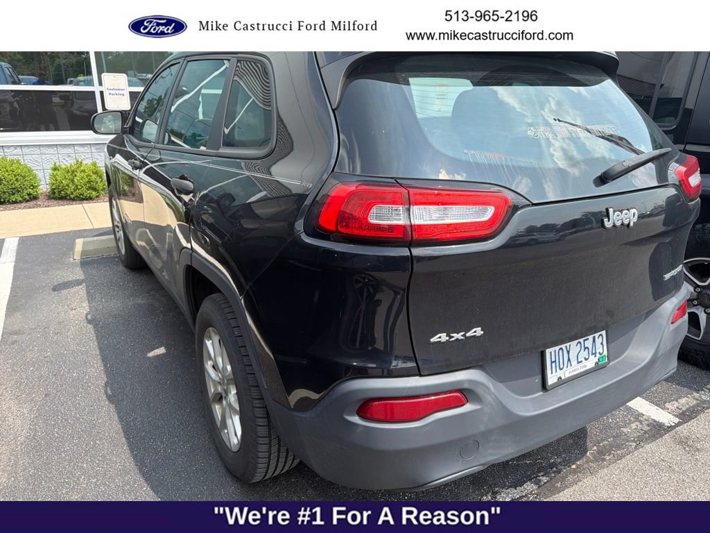 Used 2017 Jeep Cherokee Sport AWD/4WD image 6