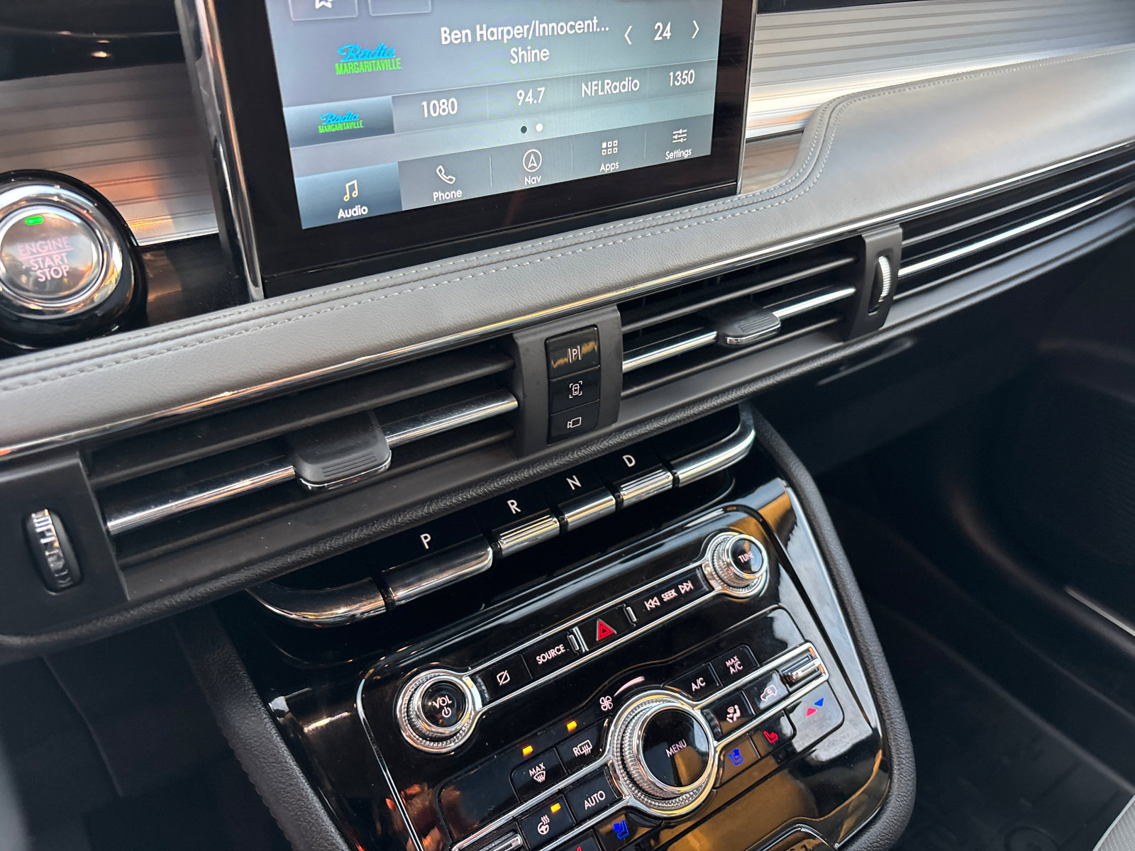 Used 2022 Lincoln Corsair Reserve w/ Elements Package image 21