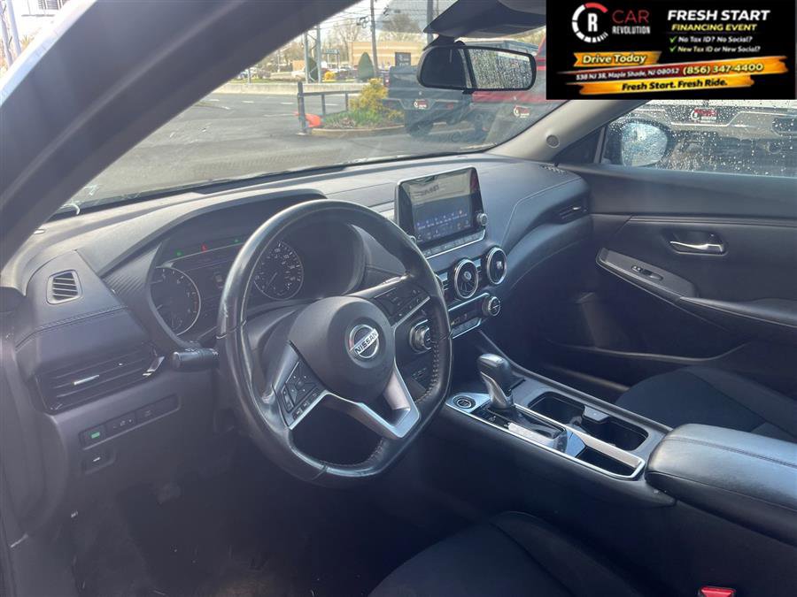 Used 2021 Nissan Sentra SV image 11