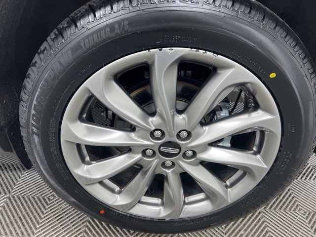 Used 2022 Lincoln Corsair AWD w/ Premium Package image 10