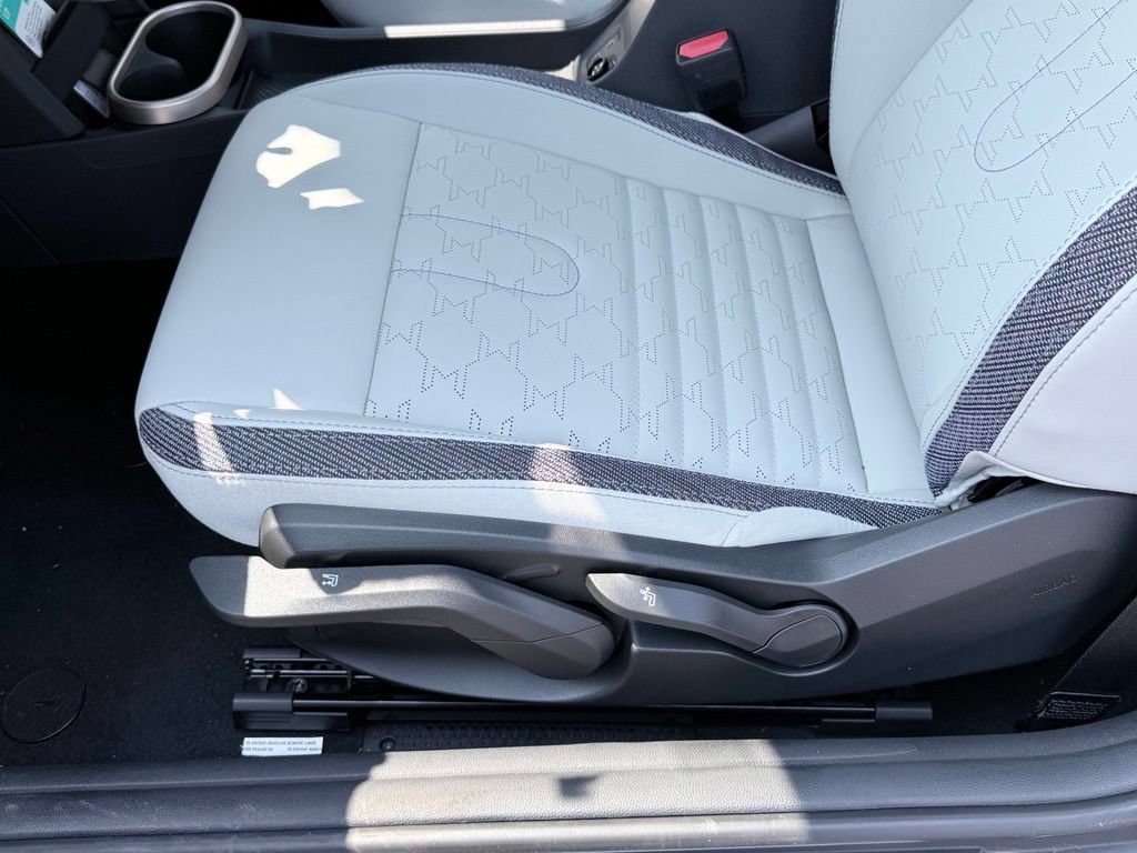 New 2026 MINI Cooper 2-Door Hardtop FWD image 17