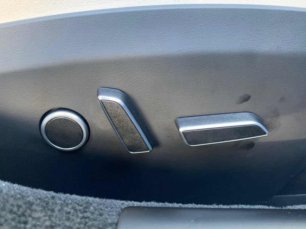 Used 2023 Tesla Model S Plaid AWD/4WD image 51