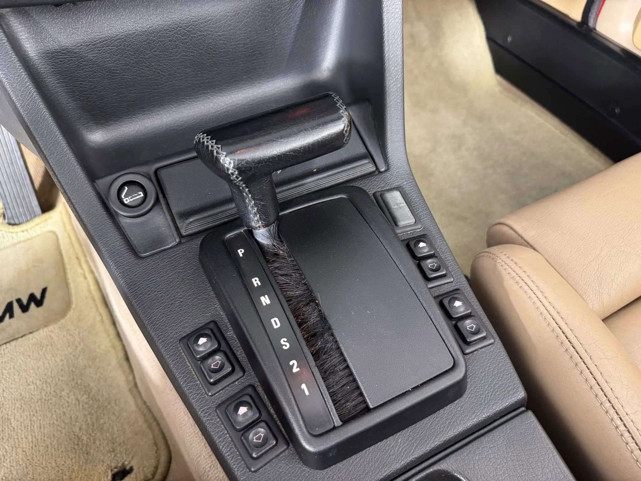 Used 1991 BMW 325i Convertible RWD image 34