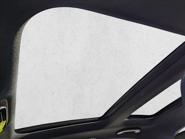 Used 2023 Mercedes-Benz C 300 Sedan image 16