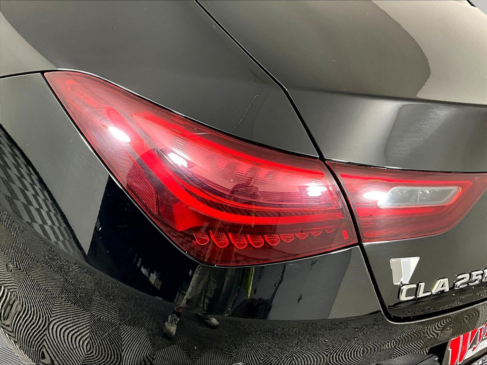 Used 2025 Mercedes-Benz CLA 250 4MATIC image 23