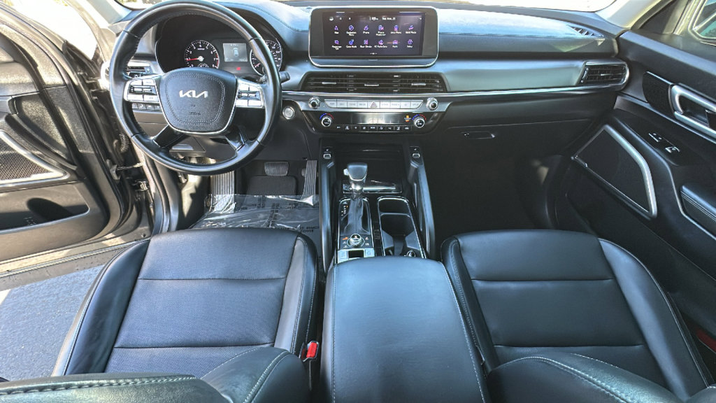 Used 2022 Kia Telluride S image 26