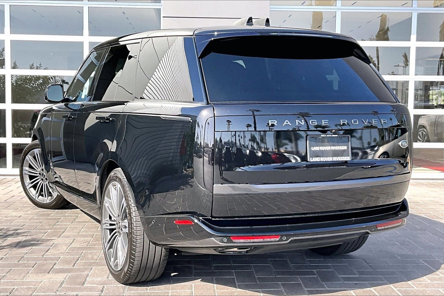 Used 2023 Land Rover Range Rover SE AWD/4WD image 11