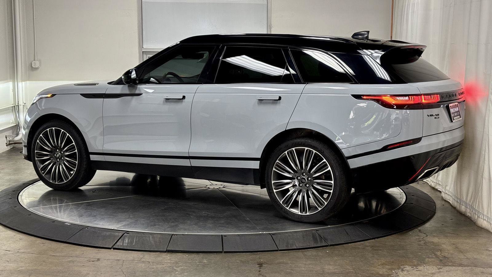 Used 2023 Land Rover Range Rover Velar HST AWD/4WD image 6